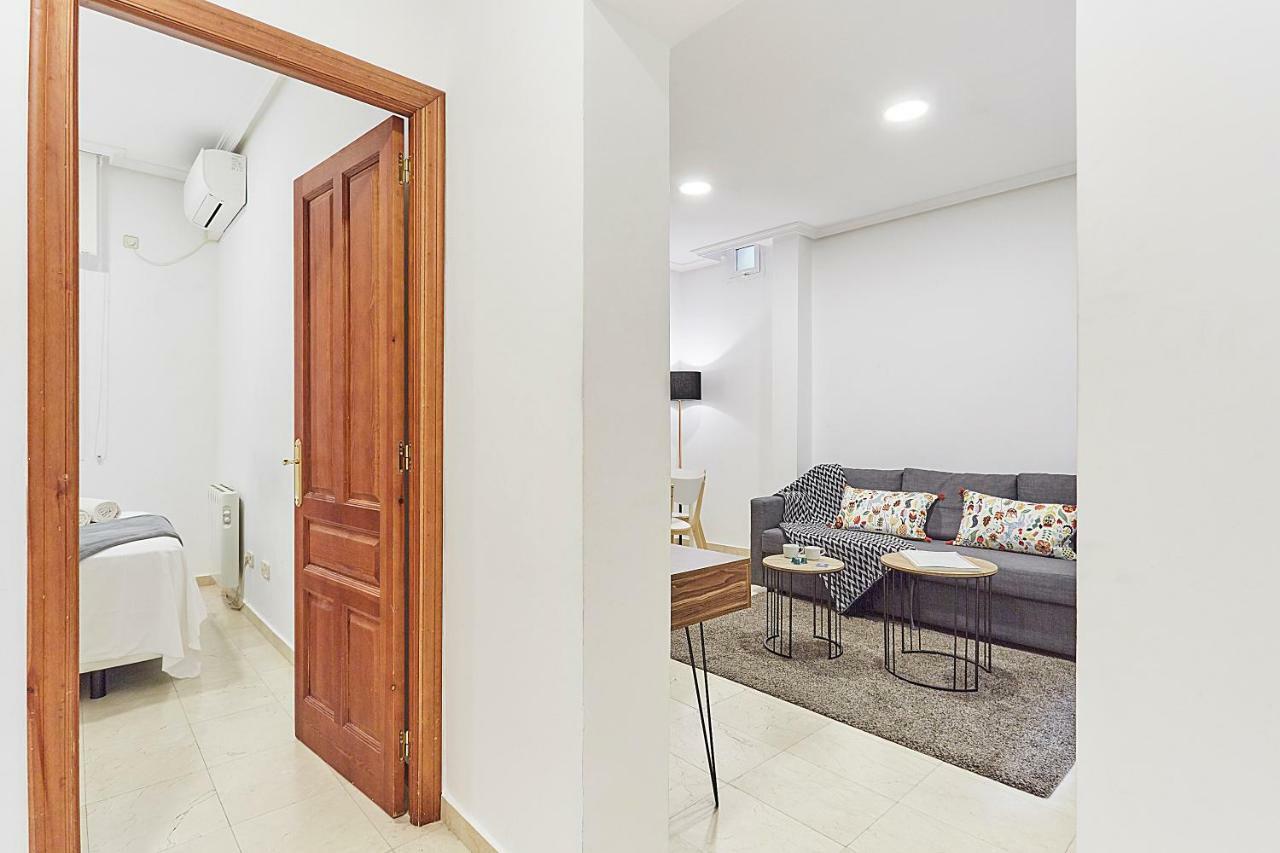 Leeways Apartment Xxx In Gran Via Madrid Eksteriør bilde