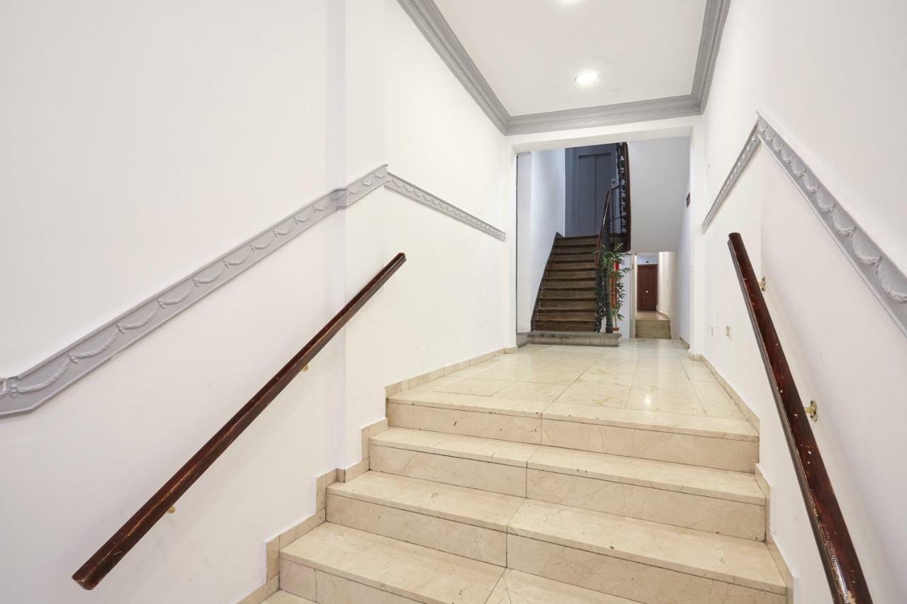 Leeways Apartment Xxx In Gran Via Madrid Eksteriør bilde